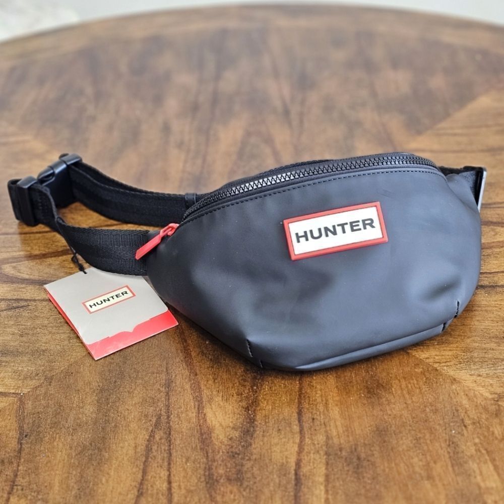 Hunter Black Waist Bag Fanny Pack Black Red Logo Double Zipper Mesh Compartment